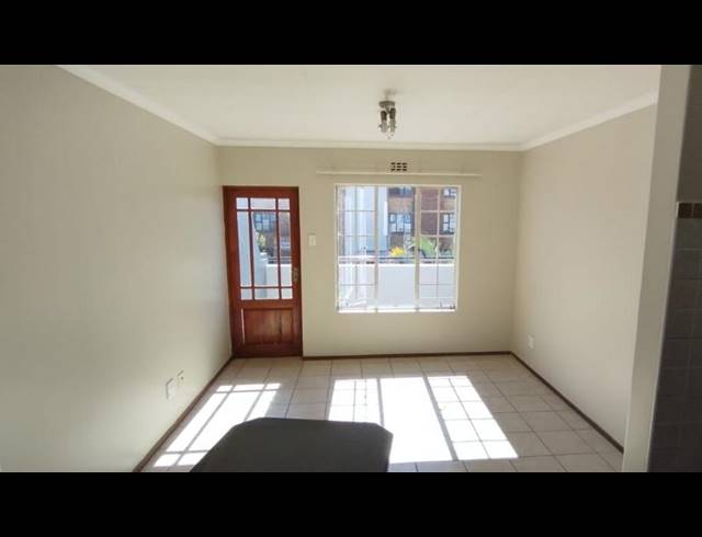 2 BEDROOM PROPERTY TO RENT IN BRENTWOOD